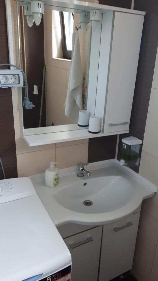 Apartament Lulu Mamaia Nord, 3 Minute De Plaja ナボダリ エクステリア 写真
