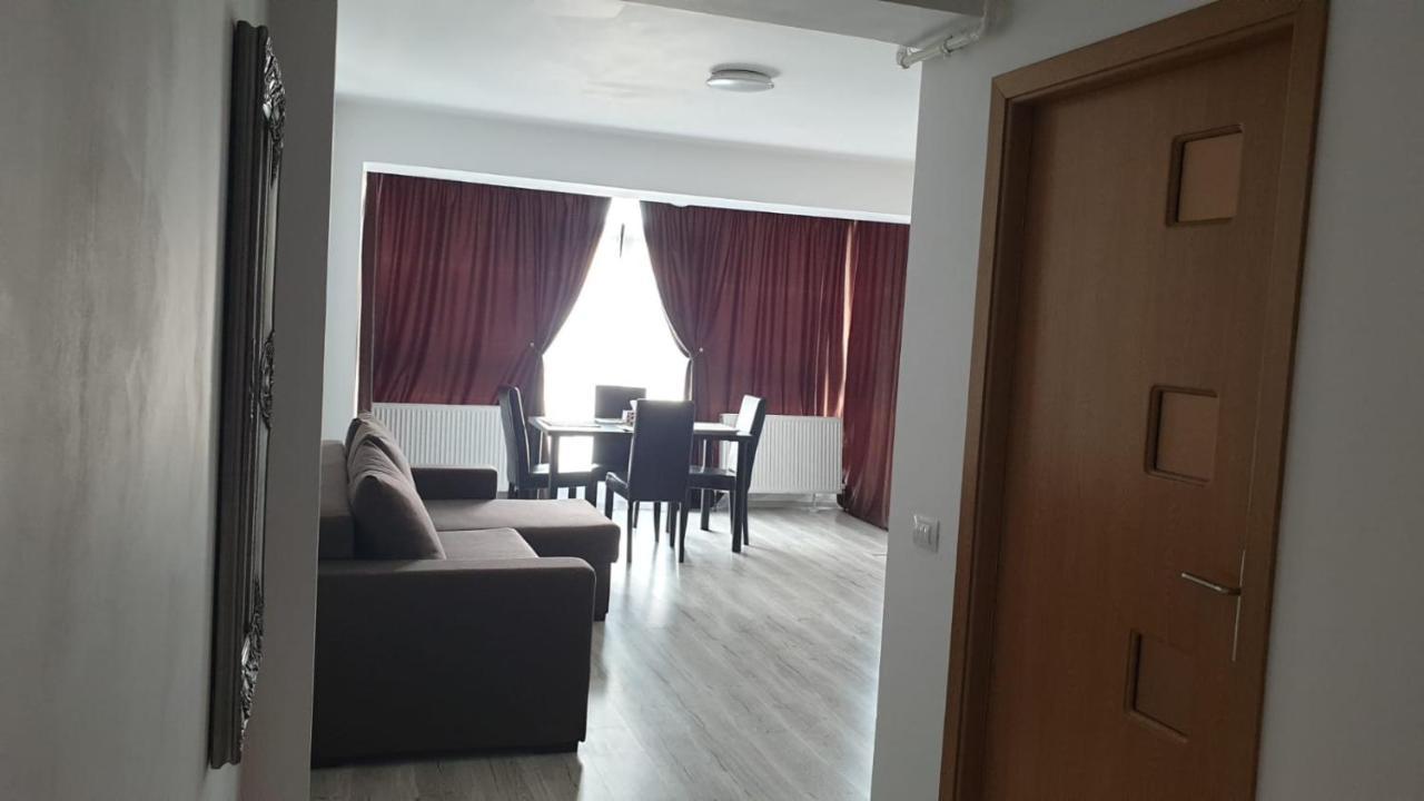 Apartament Lulu Mamaia Nord, 3 Minute De Plaja ナボダリ エクステリア 写真
